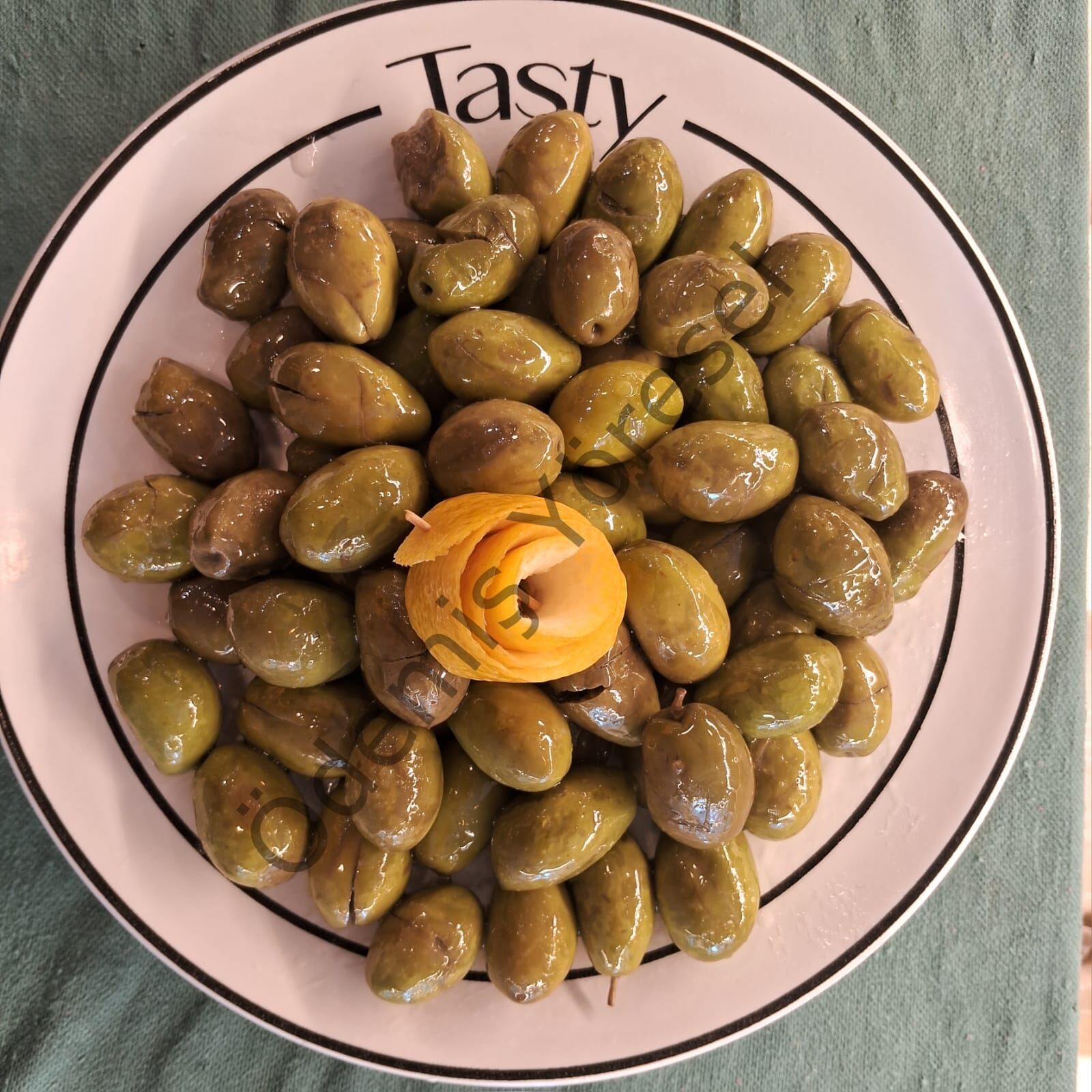 Ödemiş Çekişte Kırma Zeytin 1000g