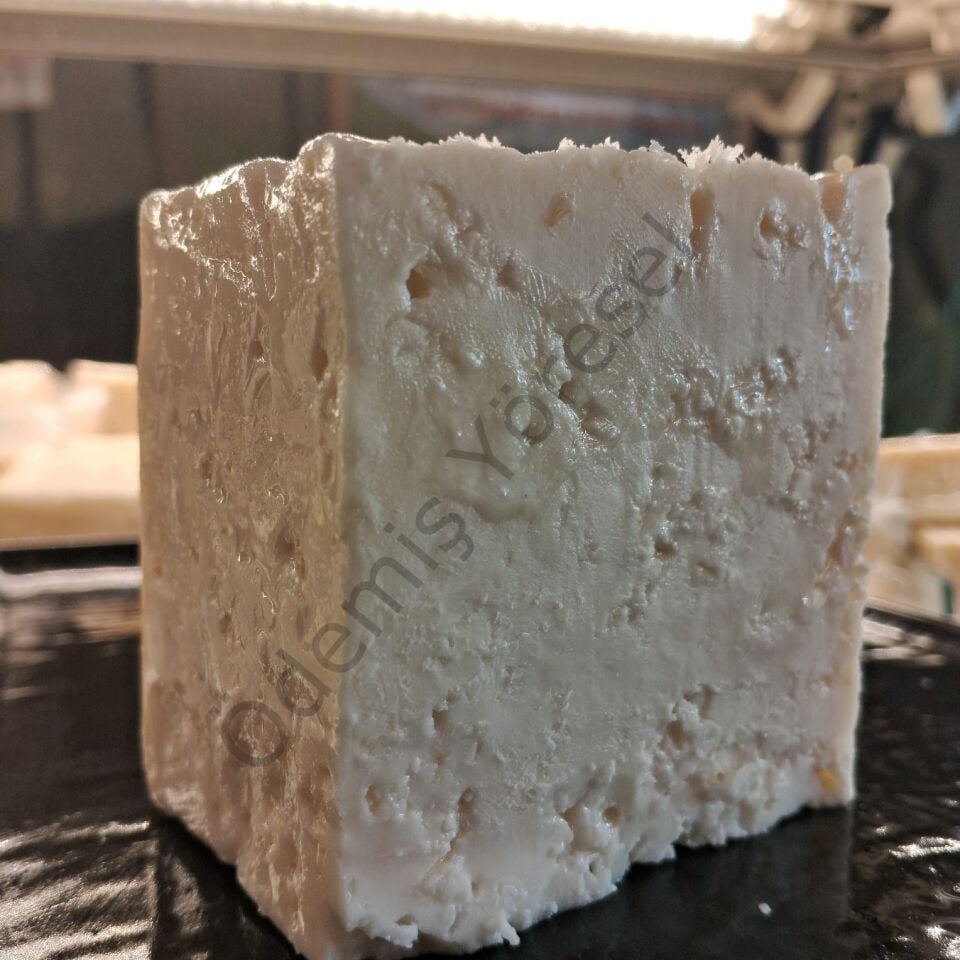 Sert Beyaz Peynir 350 gr.