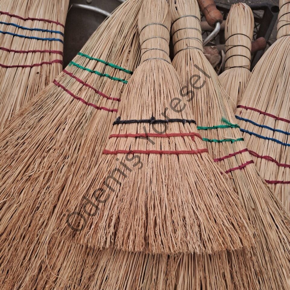 El Süpürgesi 1 Adet